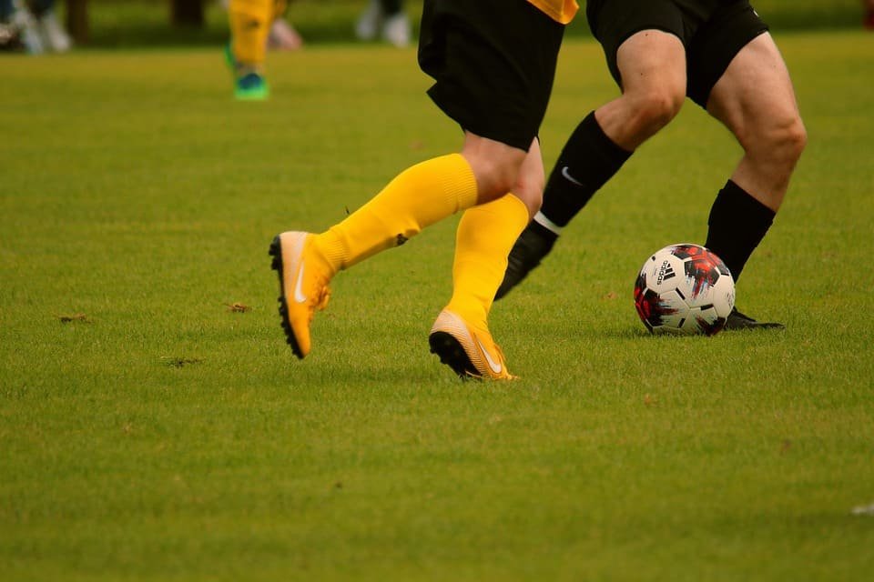 football betting odds - decimal vs fractional